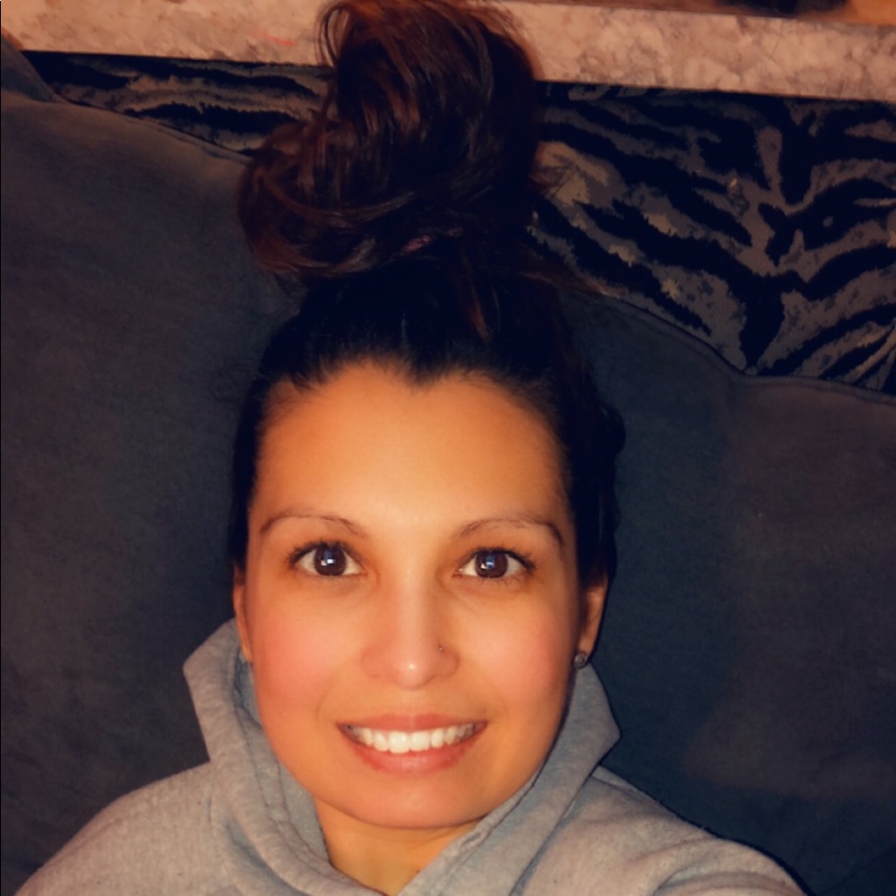 Meet your Posher, Toni